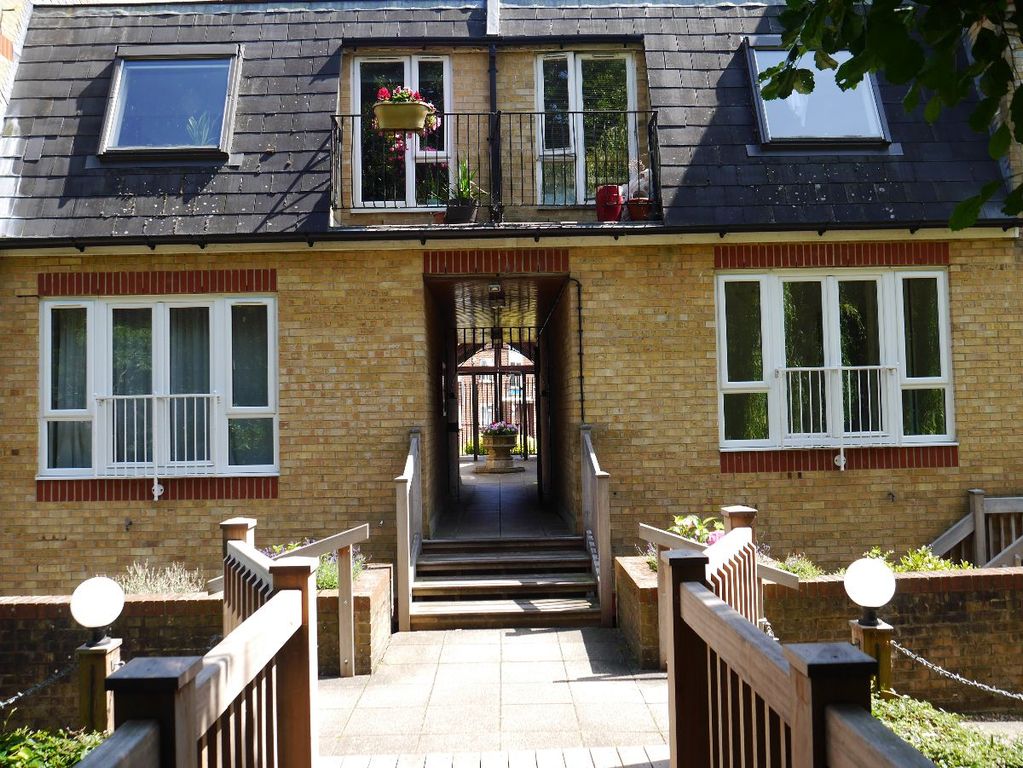 Property photo 1 of 22