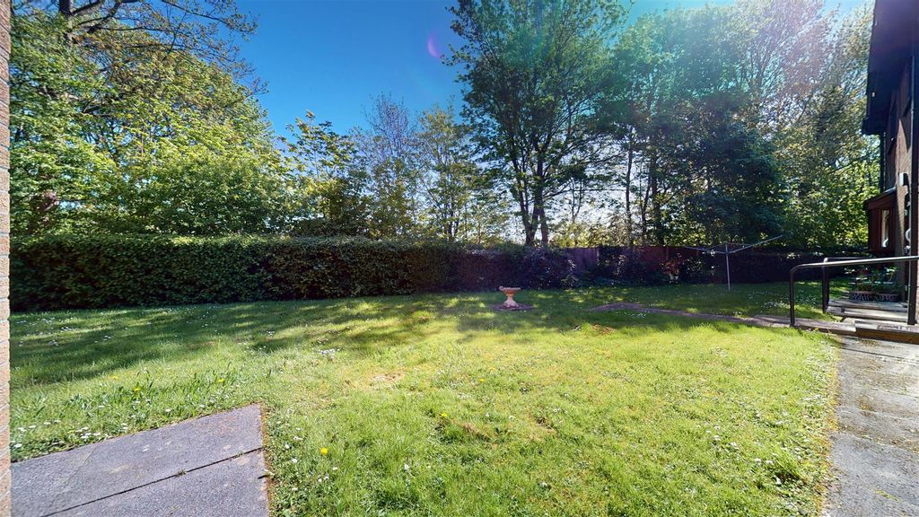 Property photo 3 of 17 Parklands Rear