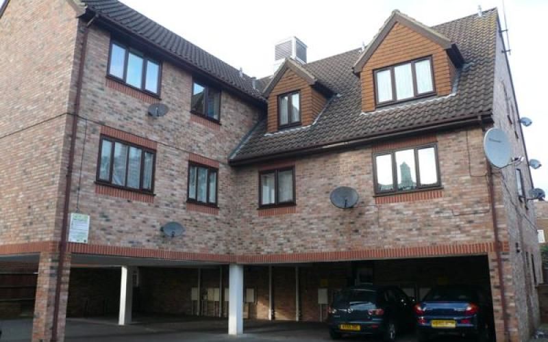 Property photo 1 of 7