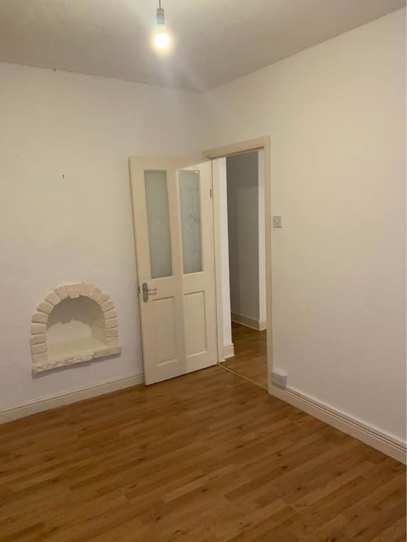 Property photo 2 of 7 Gallery