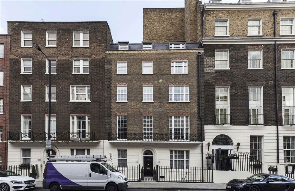 Property photo 1 of 5