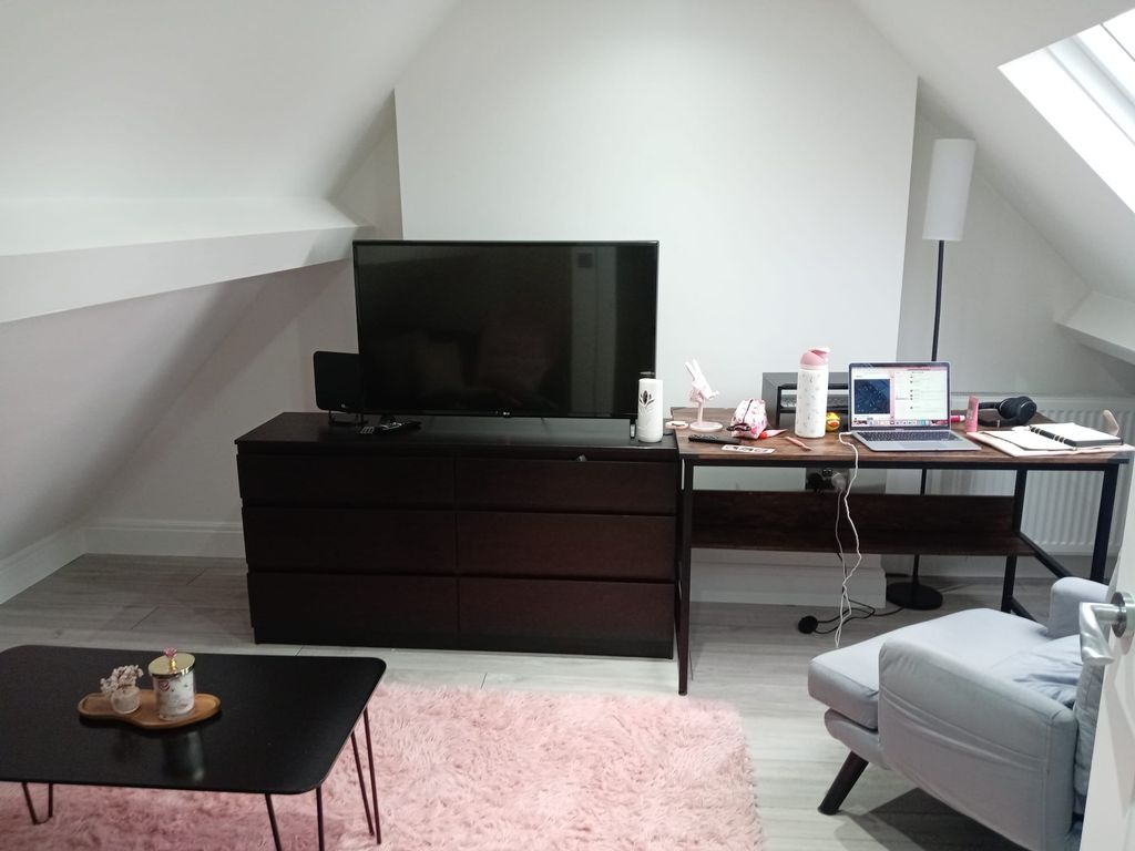 Property photo 3 of 5