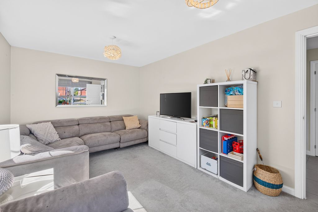 Property photo 2 of 21 A6701400
