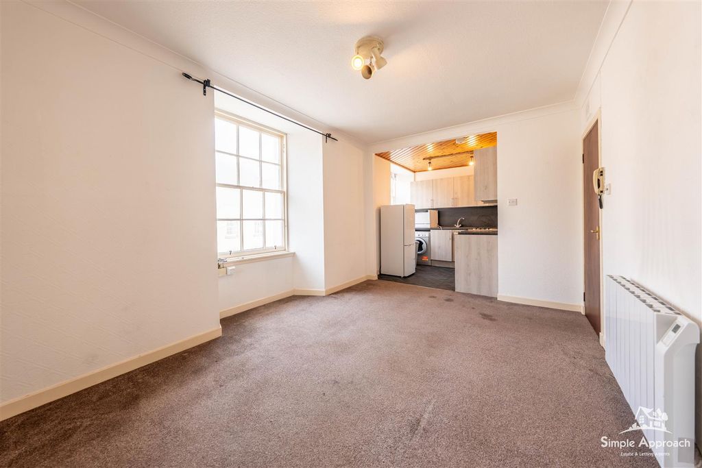 Property photo 3 of 11 Dsc01282-Hdr.Jpg