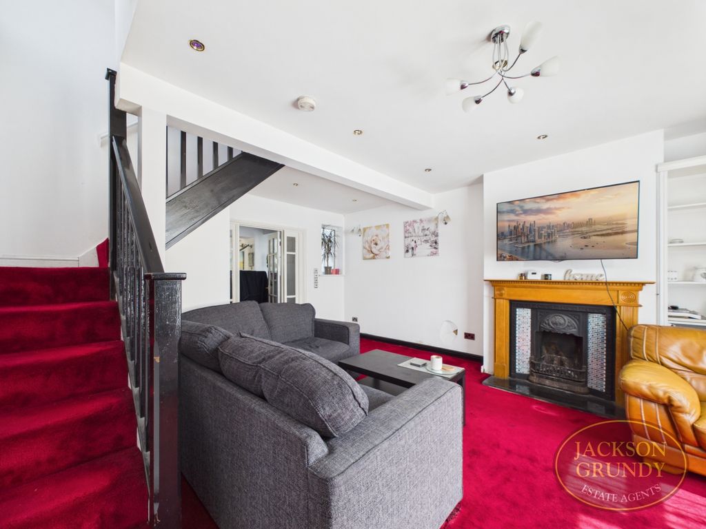 Property photo 2 of 14 St Davids Road