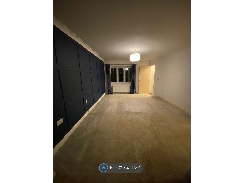 Property photo 3 of 23