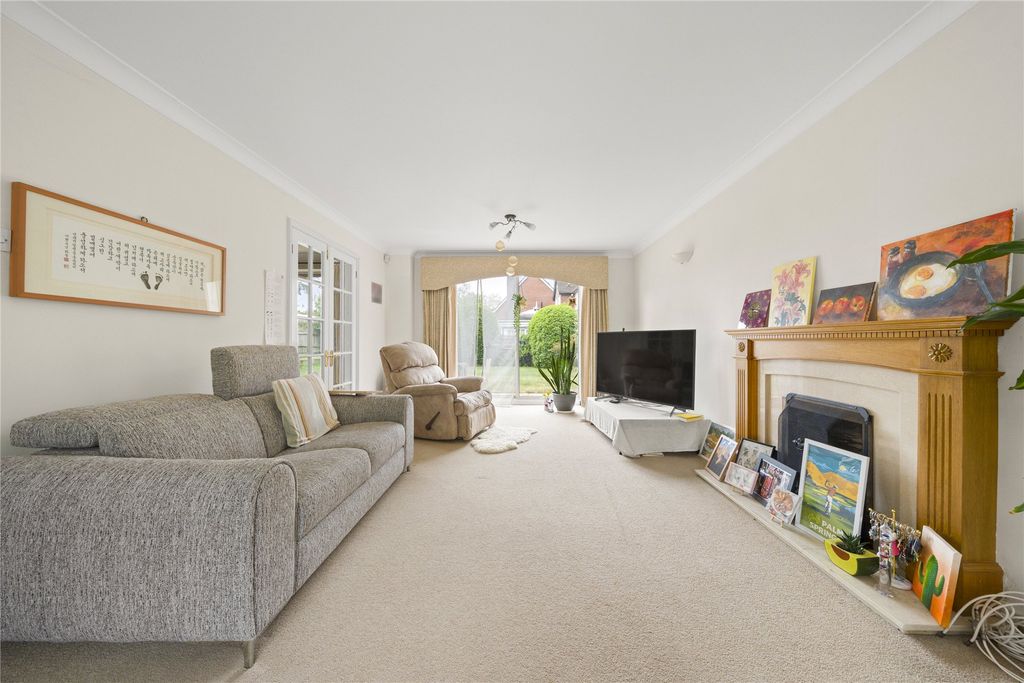 Property photo 2 of 16 Picture No. 14