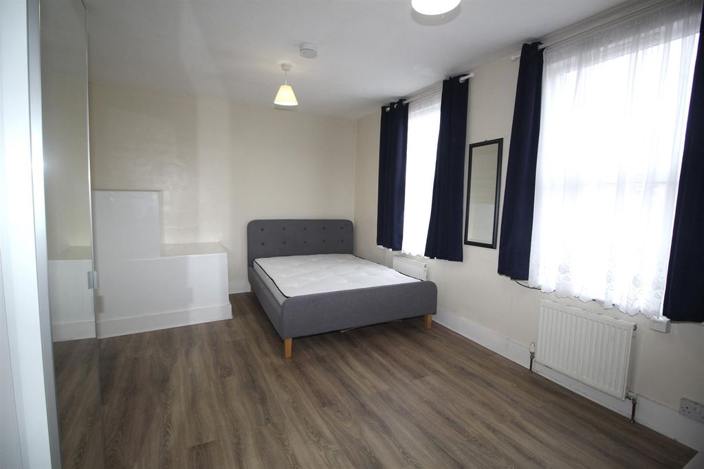 Property photo 3 of 6 Img_8711.Jpeg