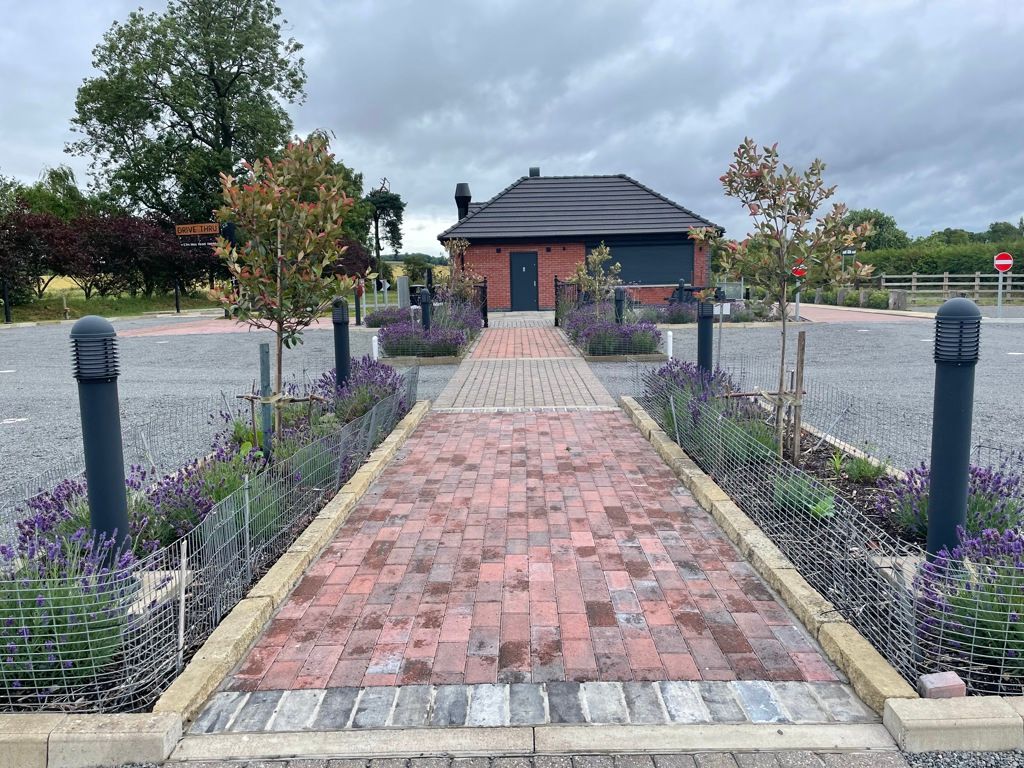 Property photo 3 of 10 Photo 3