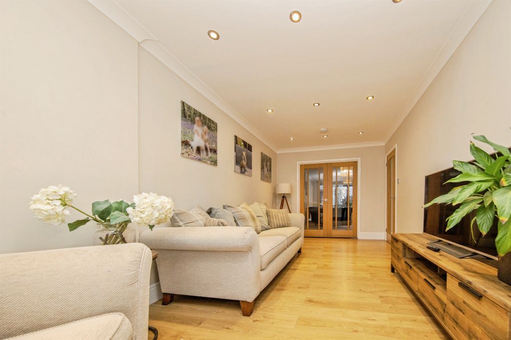 Additional image 7 of 5 bed semi-detached house for saleGordon Way, Harwich CO12