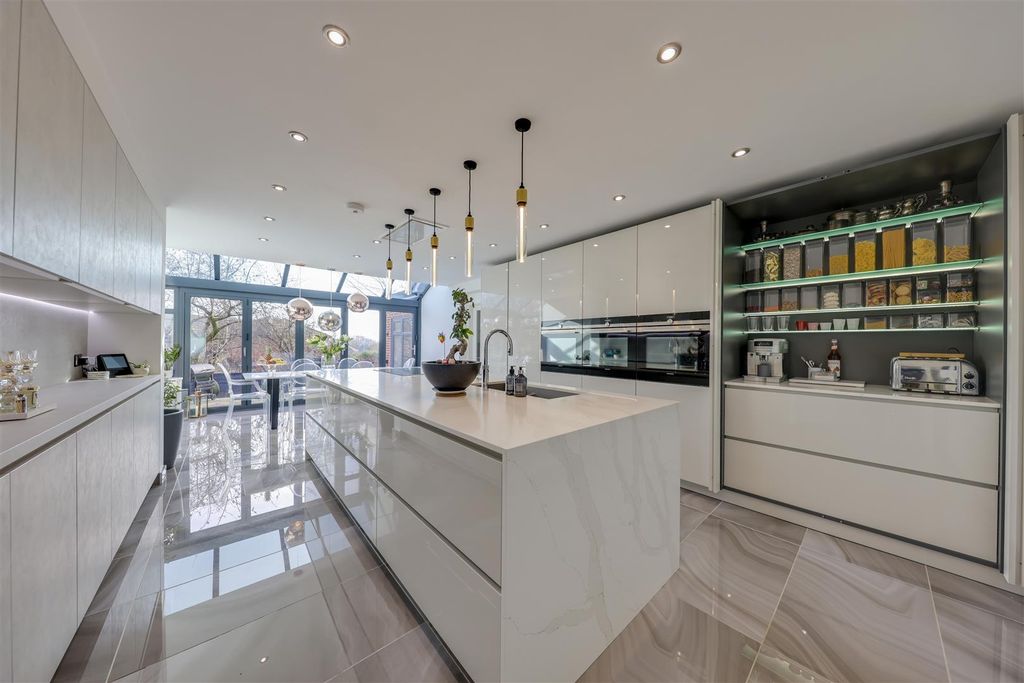 Property photo 2 of 45 Contemporary Kitchen