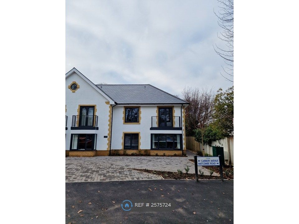 Property photo 1 of 35
