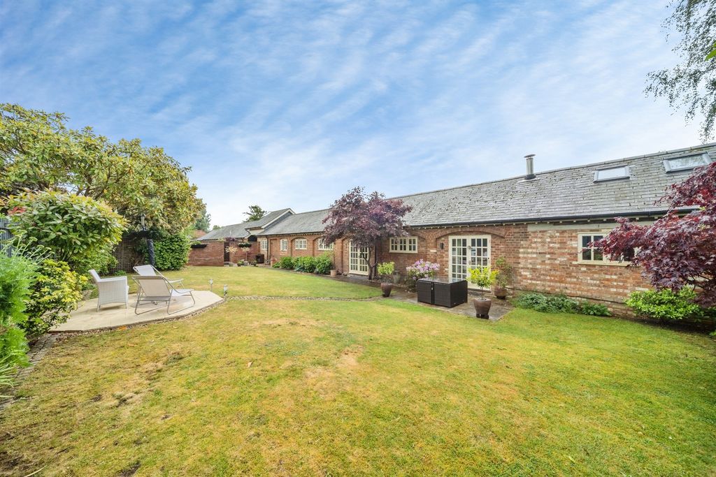 Property photo 1 of 20