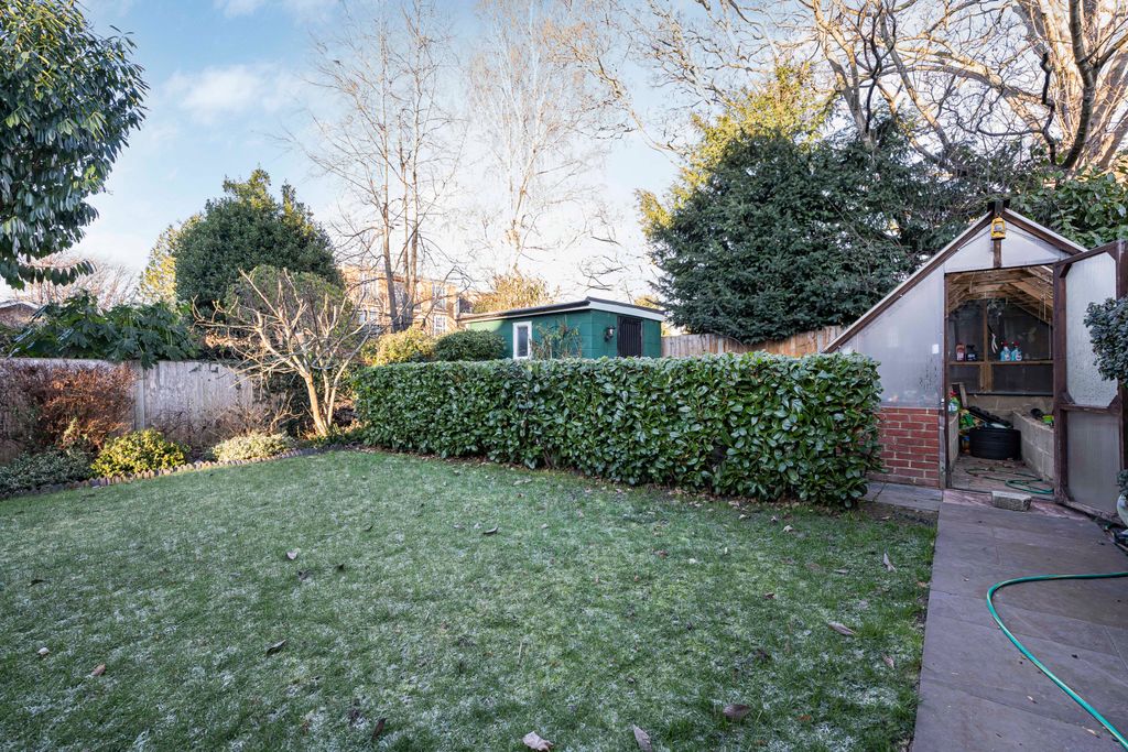 Additional image 35 of 5 bed semi-detached house for saleDryden Road, Enfield EN1