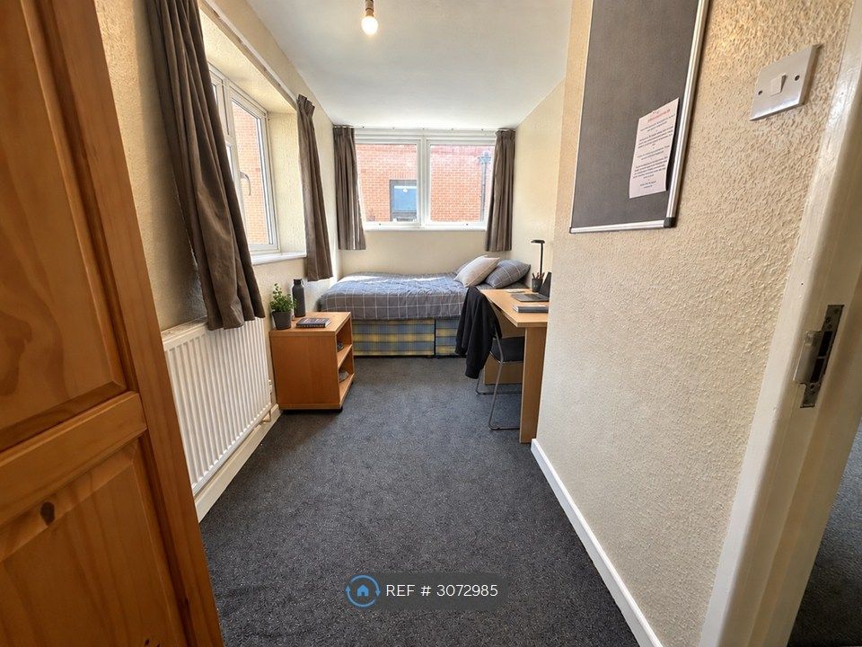 Property photo 3 of 7