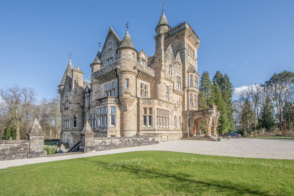 Property photo 1 of 37 External