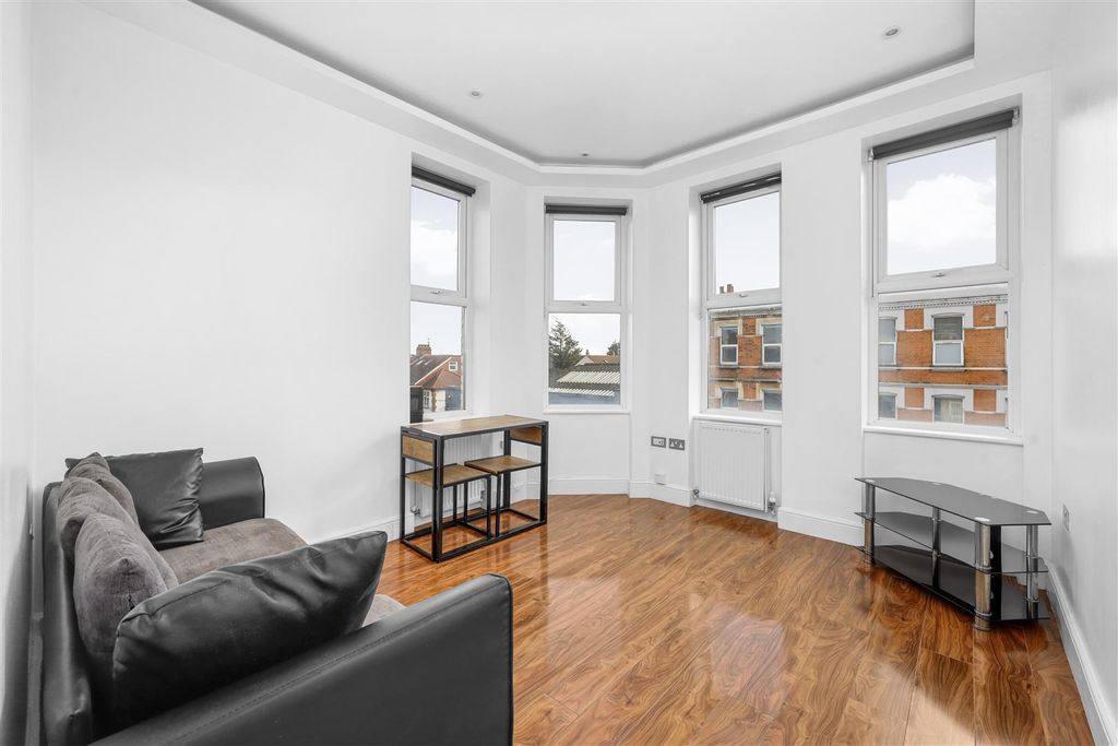 Property photo 1 of 16 19646301 (4).Jpg