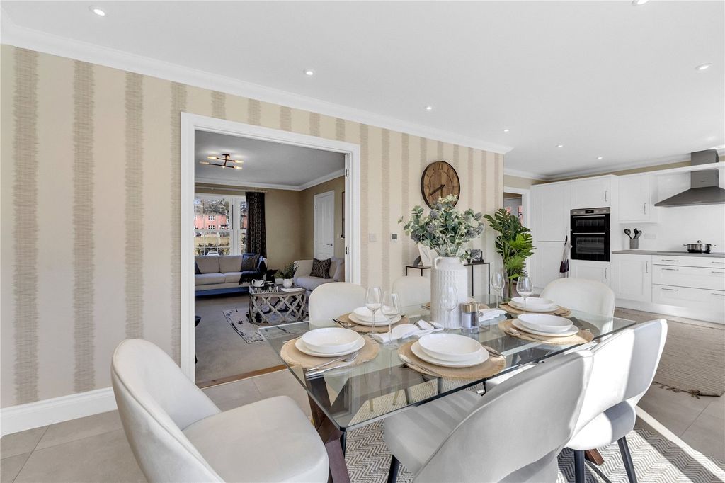 Property photo 3 of 15 Picture No. 10