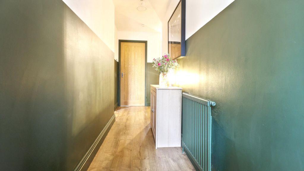 Property photo 3 of 18 Img_3316