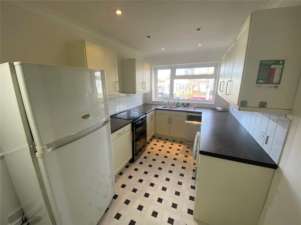 Property photo 3 of 19 Picture No. 09
