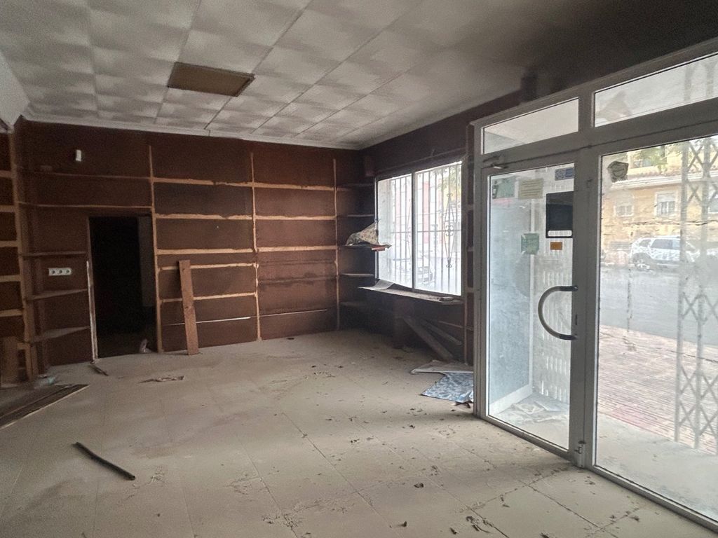 Property photo 2 of 19