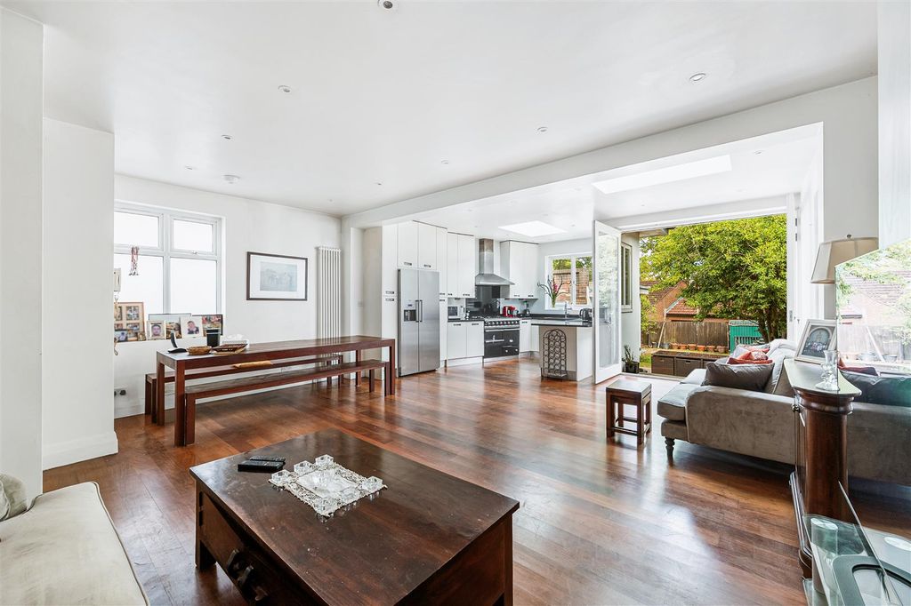 Property photo 1 of 19 Lexden Road-3.Jpg