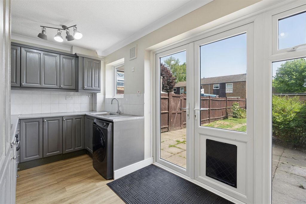 Additional image 6 of 2 bed end terrace house for saleFarm Holt, New Ash Green DA3
