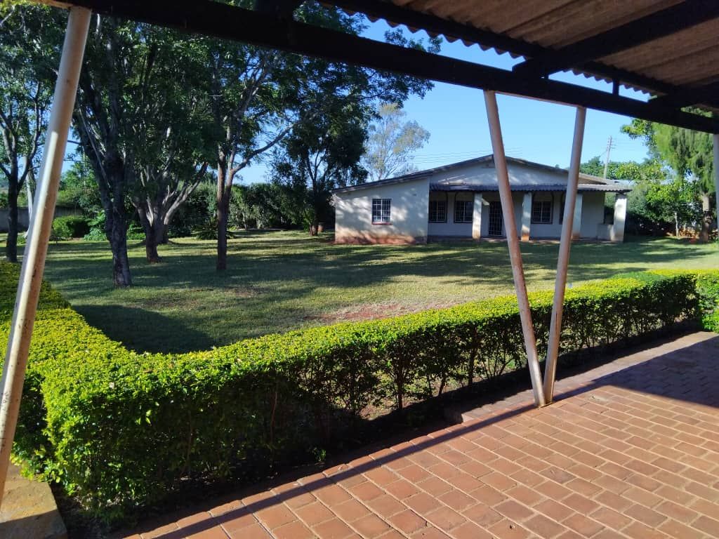 Property photo 2 of 20