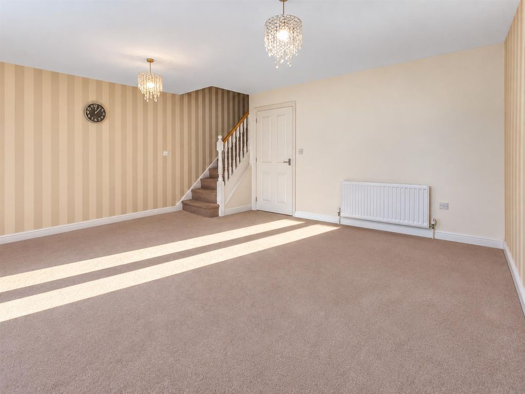 Property photo 2 of 11 1000068820.Png