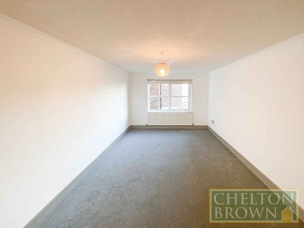 Property photo 3 of 10 Living Room