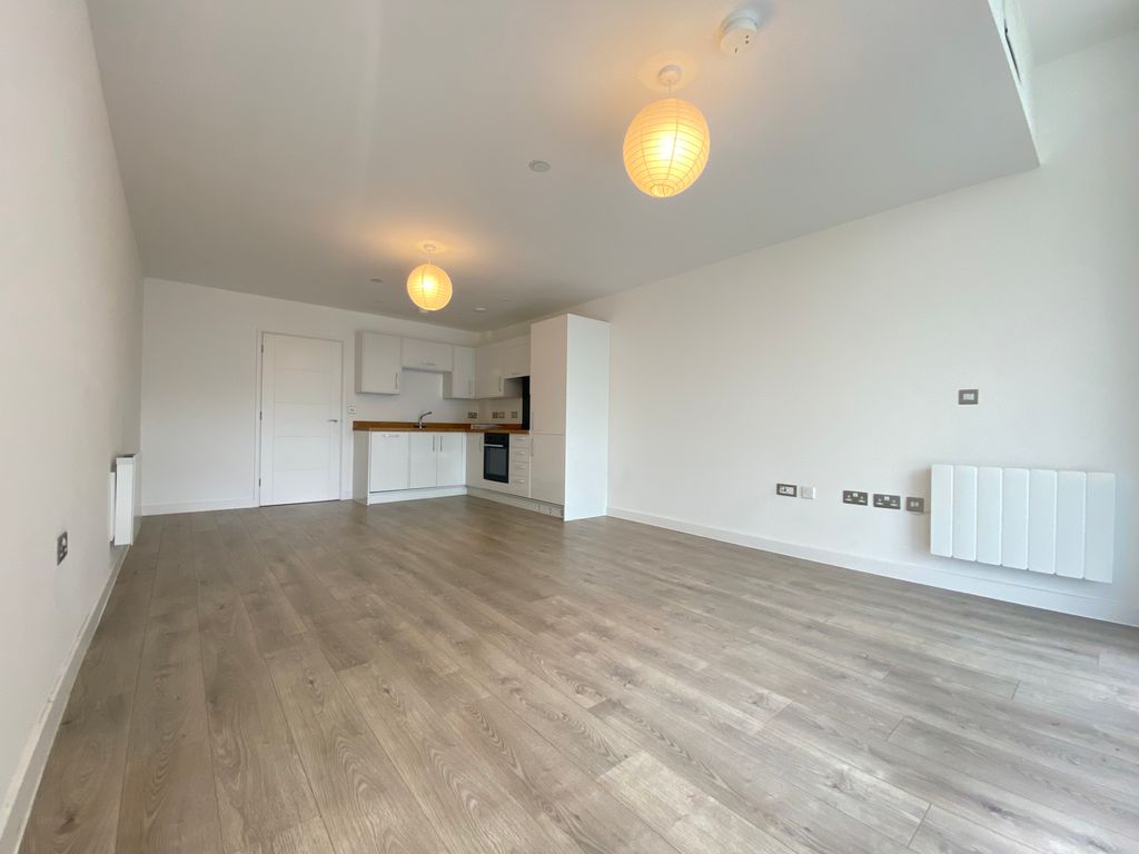 Property photo 3 of 6 Bedroom 1