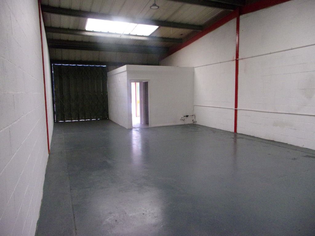 Property photo 3 of 7 Photo 7