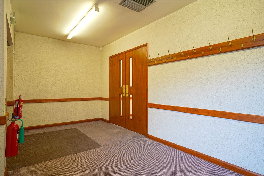 Property photo 3 of 9 Picture No. 04