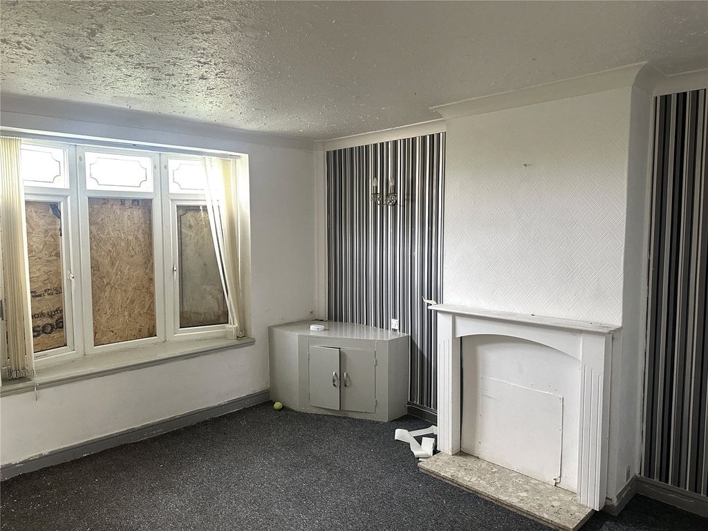 Property photo 3 of 11 Picture No. 06