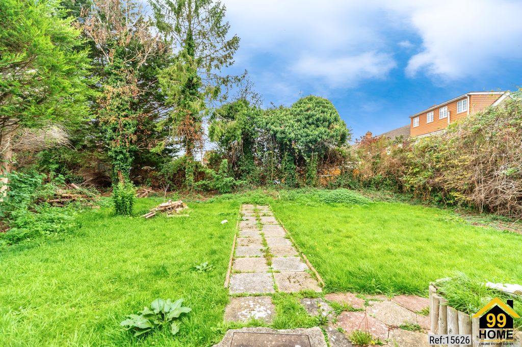 Property photo 3 of 21 Photo 2