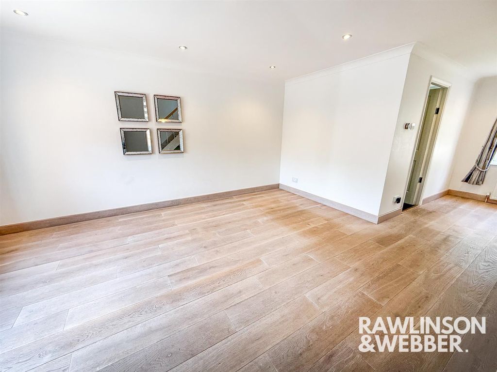 Property photo 3 of 16 Img_2375.Jpg