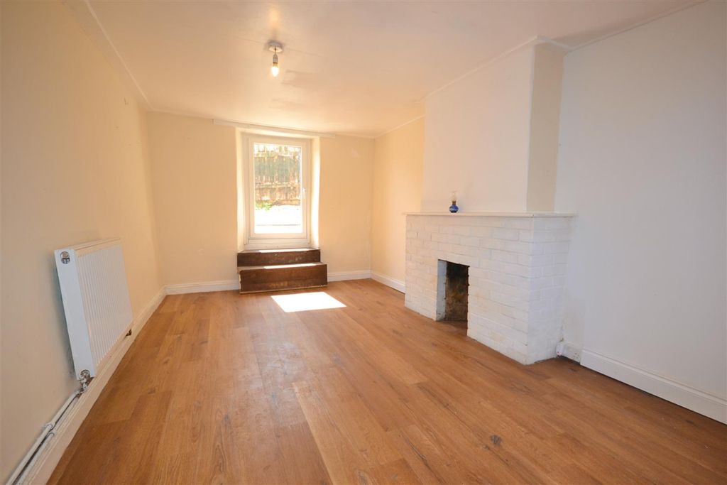 Property photo 3 of 22 3.Png