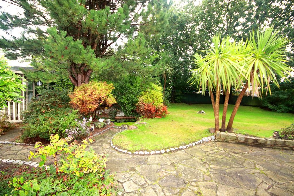 Property photo 3 of 22 Picture No. 03