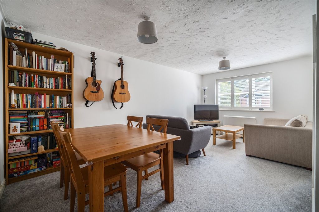 Property photo 2 of 13 Picture No. 03
