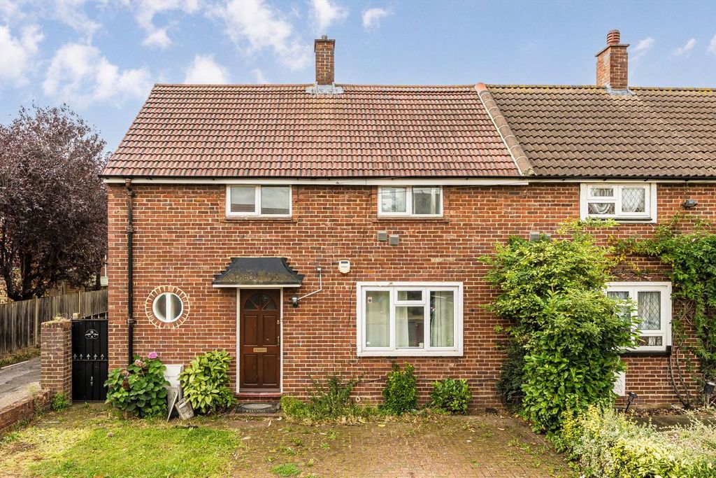 Property photo 1 of 8