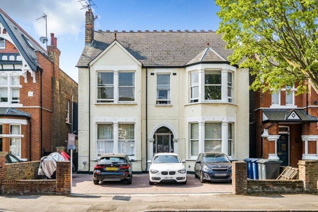 Property photo 1 of 7