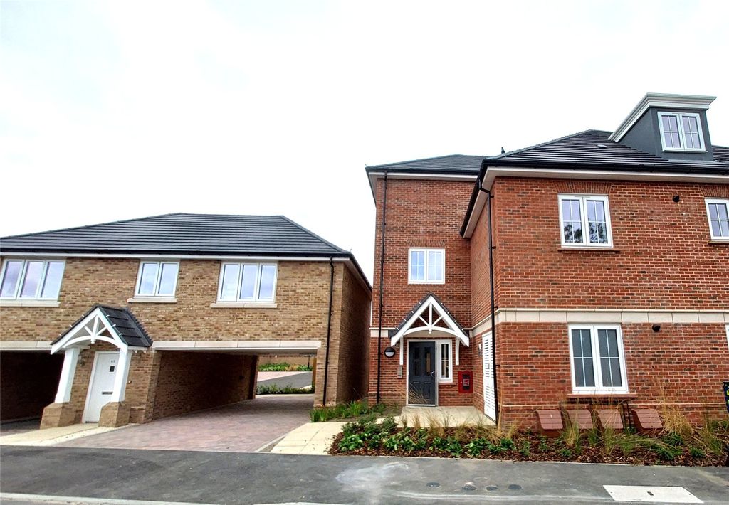 Property photo 1 of 8 Picture No. 11