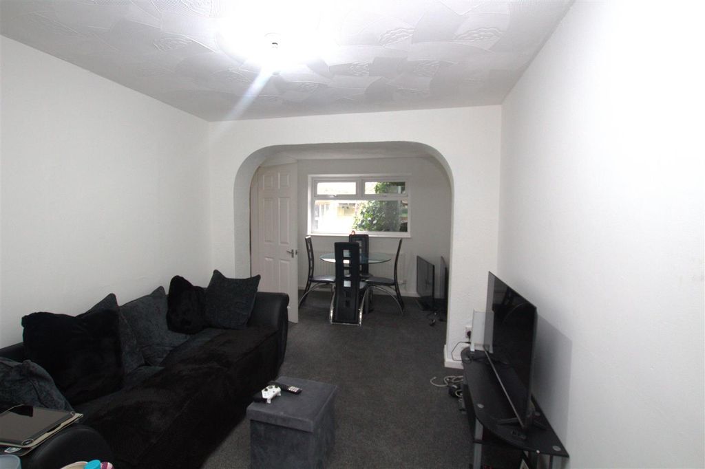 Property photo 3 of 10 Rear Reception Rooms.Jpg