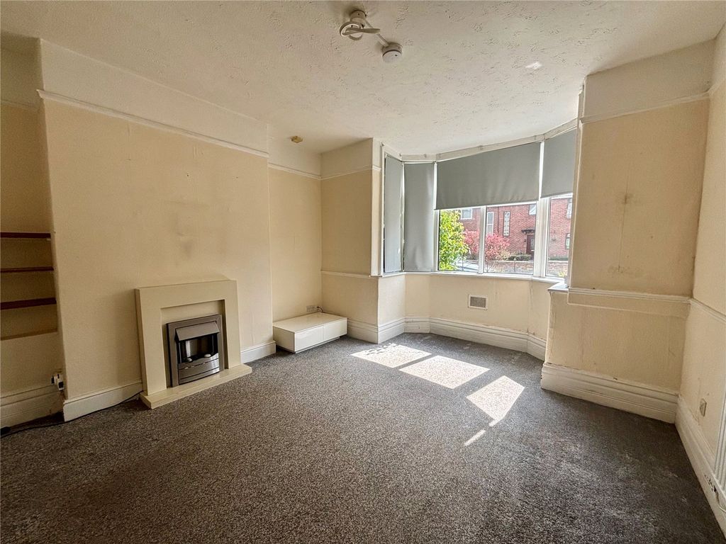Property photo 3 of 6 Picture No. 02