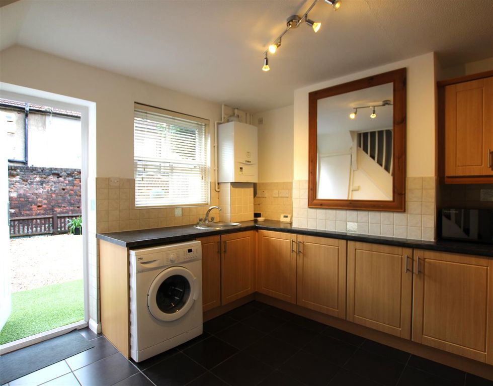 Property photo 3 of 6 Img_8481.Jpg