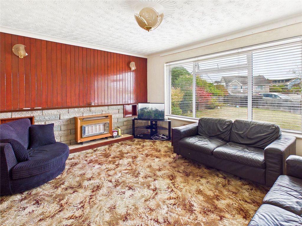 Property photo 3 of 29 Picture No. 32