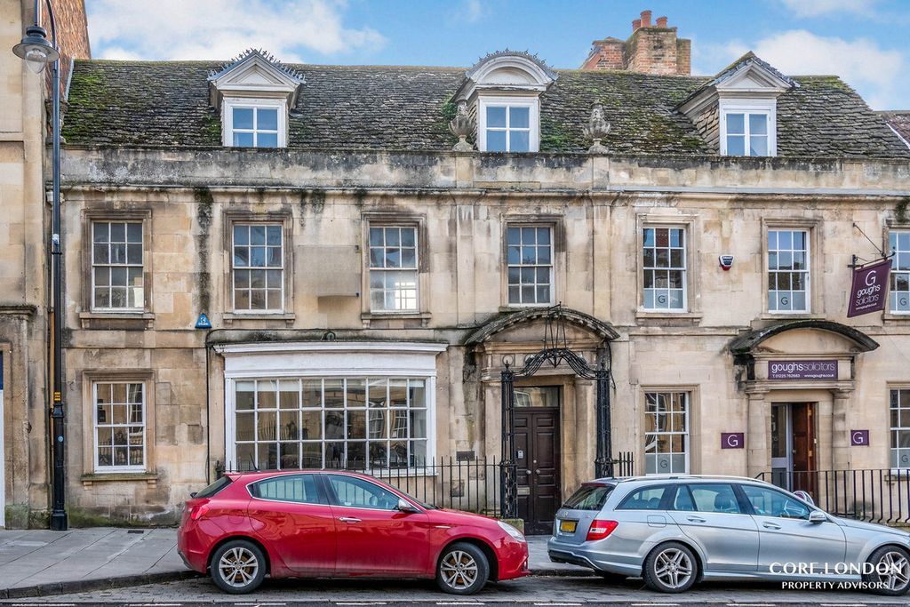 Property photo 1 of 13