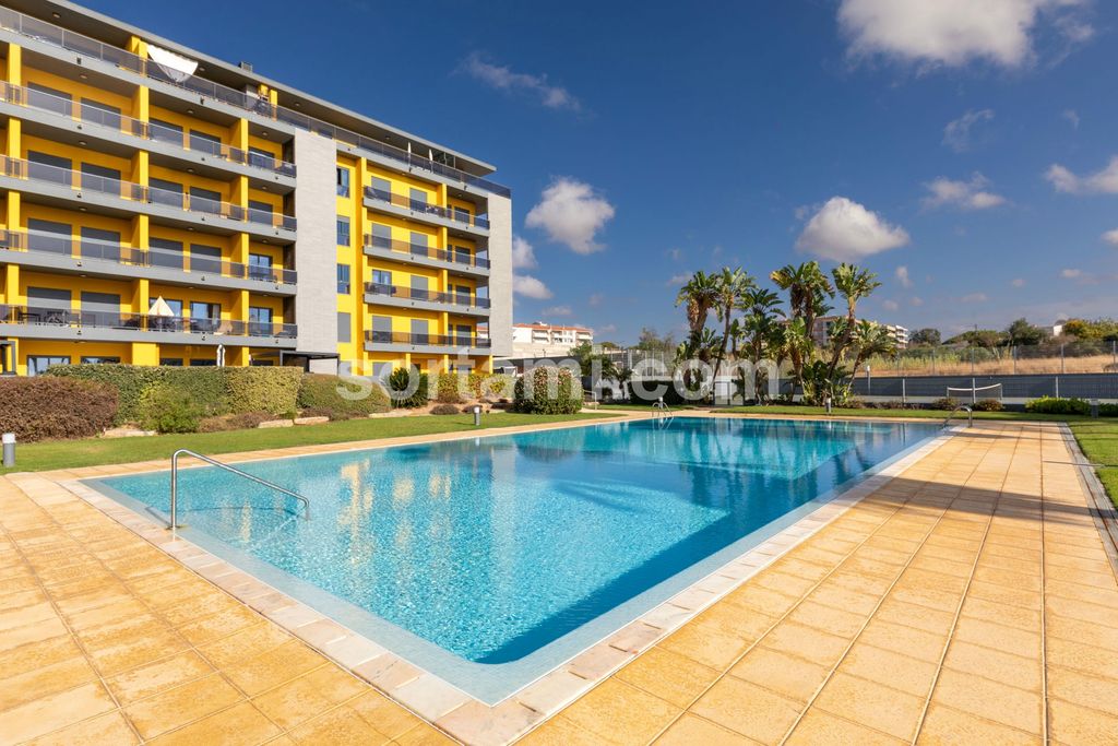 Property photo 1 of 28