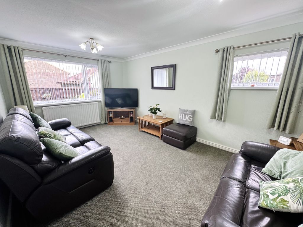 Property photo 3 of 18 Img_4628