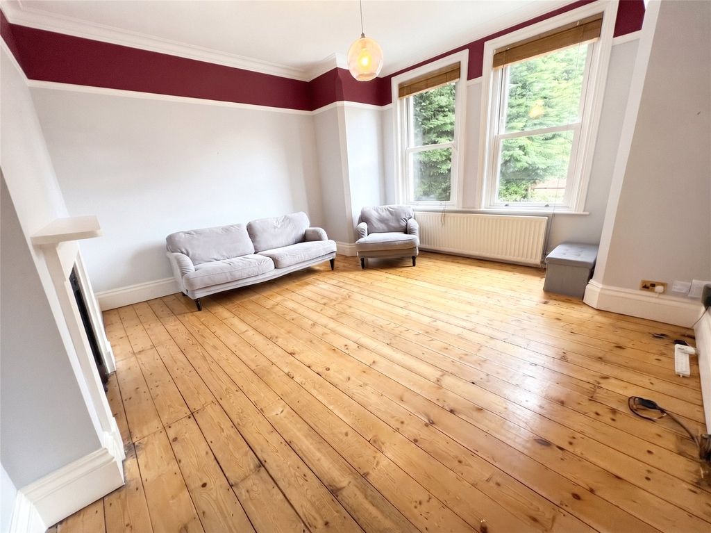 Property photo 2 of 29 Picture No. 65